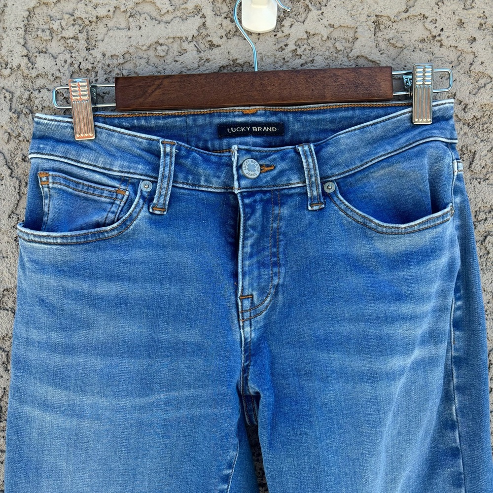 LUCKY BRAND Medium Wash Jeans - Picture 2 of 9